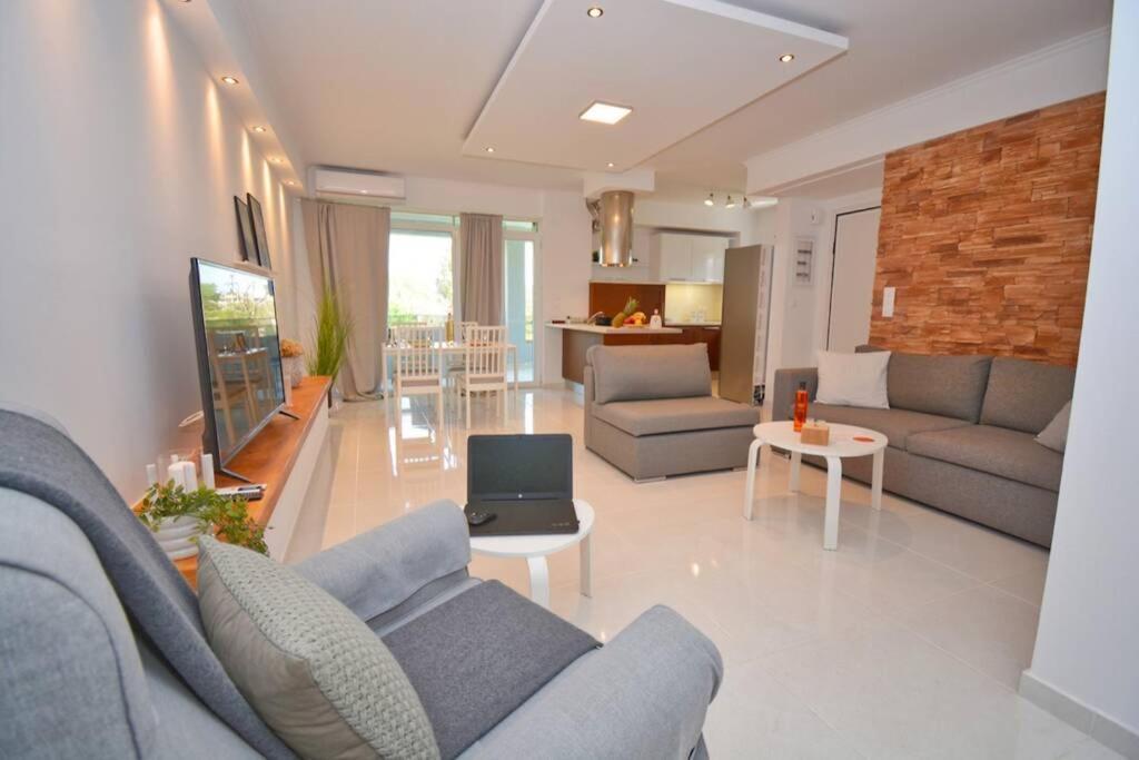Potamos Deluxe White Apartment 외부 사진