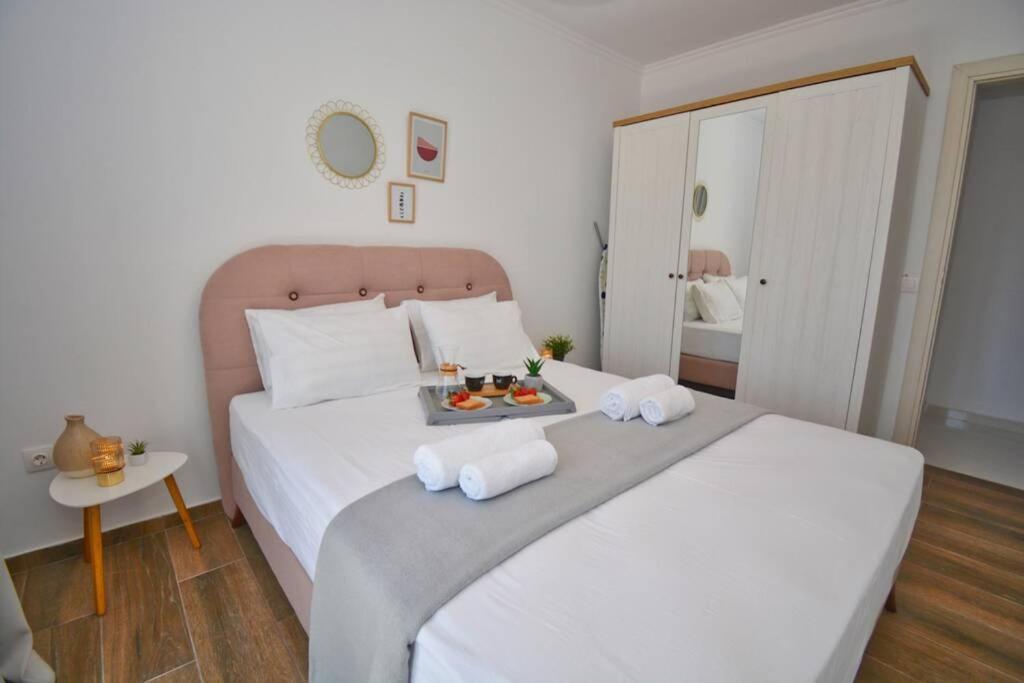 Potamos Deluxe White Apartment 외부 사진