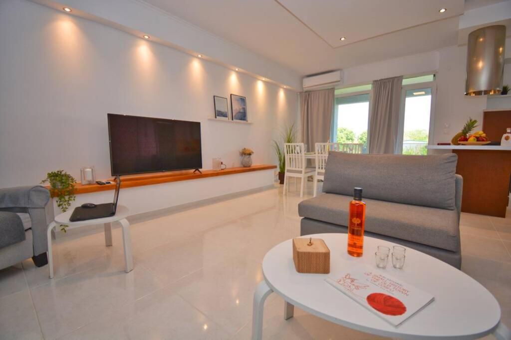 Potamos Deluxe White Apartment 외부 사진